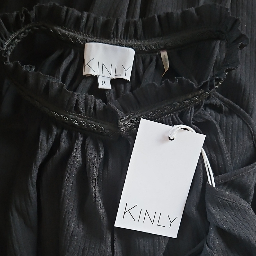 Kinly Black Halter Top Blouse Size M